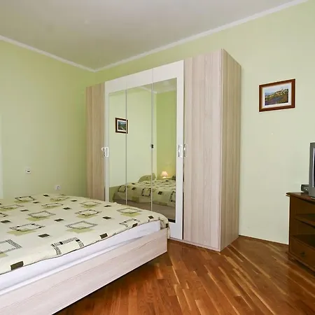 Appartement Robi *