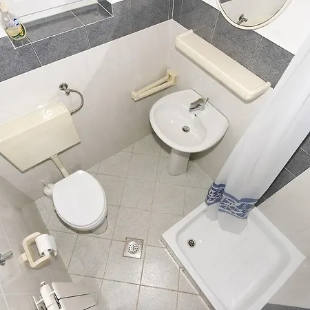 Appartement Robi Pomer