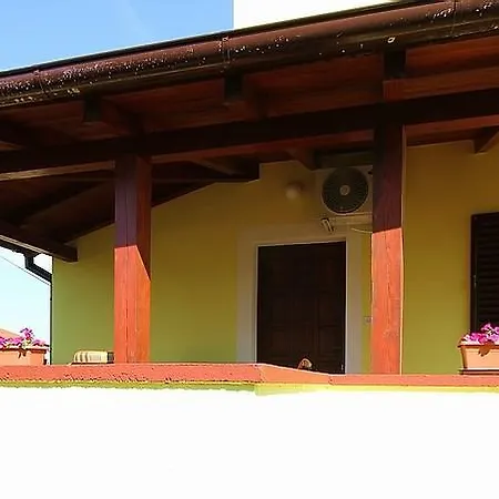 Robi *